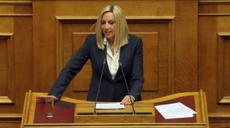 Γεννηματά: «Καμία ανοχή στις διακρίσεις που υφίστανται τα ΛΟΑΤΚΙ άτομα»