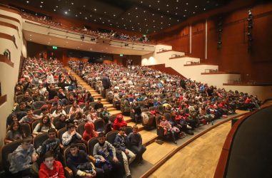 Εκατοντάδες μαθητές σχολείων στις παραστάσεις του ΚΘΒΕ
