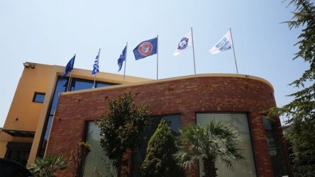 Super League: Παράταση της αναστολής μέχρι τις 24 Απριλίου