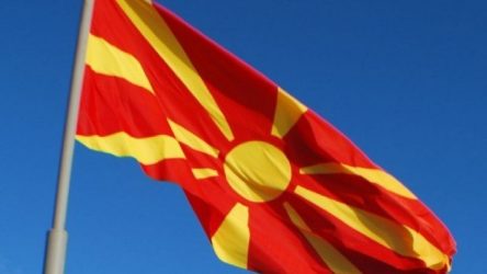 Βόρεια Μακεδονία: Προσθέτει έξι ακόμη λαούς Βαλκανίων, Αιγύπτιων και Εβραίων στο Σύνταγμα