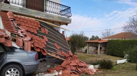 Ι.Χ. με μη νόμιμους μετανάστες κατέστρεψε οικία στην Ξάνθη! (ΦΩΤΟ)