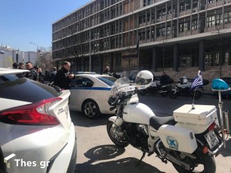Επεισόδια έξω από το Δικαστικό Μέγαρο Θεσσαλονίκης