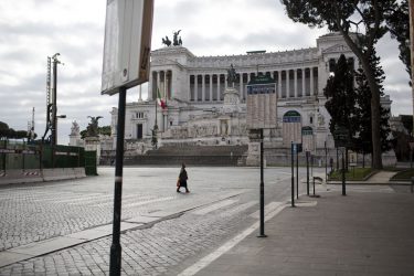 Ιταλία: Νέα αύξηση στα κρούσματα – 845 σε μία μέρα