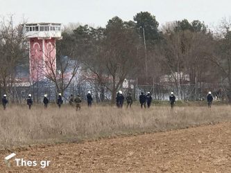 Εβρος: Συνελήφθησαν διακινητές που προσπάθησαν να μεταφέρουν 23 μετανάστες με δύο οχήματα