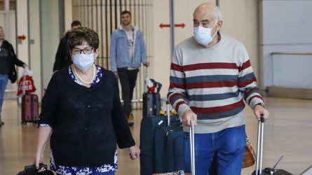 Κορονoϊός: Αναλυτικές οδηγίες προστασίας για τις ευπαθείς ομάδες