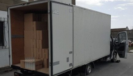 Θεσσαλονίκη: Ανετράπη φορτηγό με 124.000 πακέτα λαθραία τσιγάρα!
