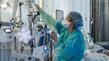Μέχρι πότε θα είναι υποχρεωτικό το rapid test για τους ανεμβολίαστους υγειονομικούς