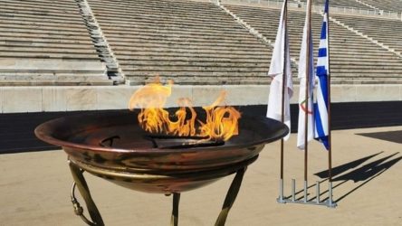 Χωρίς κόσμο η Τελετή Παράδοσης της Ολυμπιακής Φλόγας