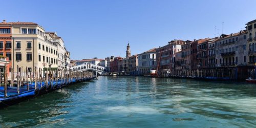 Βενετία: 23 Ελληνες τουρίστες βρέθηκαν θετικοί στον κορονοϊό