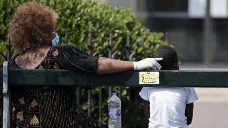 Unicef: Εκατομμύρια παιδιά θα γίνουν ακόμη πιο φτωχά εξαιτίας του κορονοϊού
