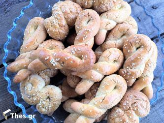Νηστίσιμα κουλουράκια με γεύση πορτοκαλιού (ΒΙΝΤΕΟ)