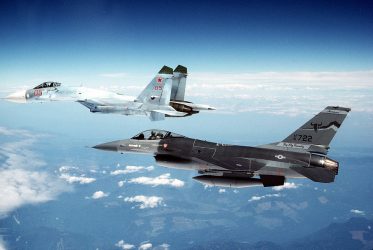 Αερομαχίες ρωσικών και αμερικανικών αεροπλάνων στη Μαύρη Θάλασσα