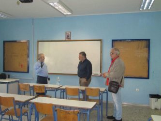 Δήμος Κορδελιού – Ευόσμου: Αυτοψία του δημάρχου σε όλα τα λύκεια (ΦΩΤΟ)