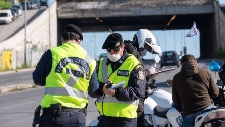 Πόσοι επιβαίνοντες επιτρέπονται σε ΙΧ και ταξί