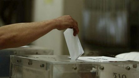 Νέα δημοσκόπηση: Προβάδισμα για τη ΝΔ έναντι του ΣΥΡΙΖΑ (ΠΙΝΑΚΕΣ)