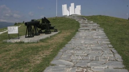 Δεν θα γίνει τελικά η αναβίωση της μάχης των Οχυρών του Ρούπελ