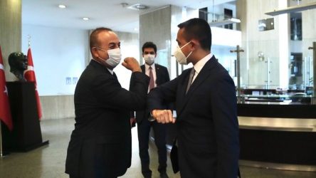 Κοινή συνέντευξη Τσαβούσογλου με τον Ιταλό ΥΠΕΞ – Τι είπαν για τη Μεσόγειο