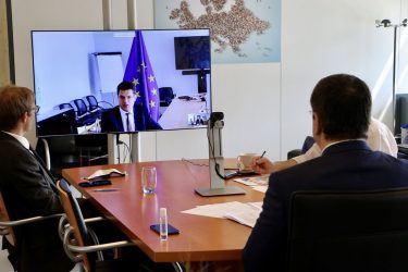 Σύσκεψη του Α. Τζιτζικώστα με τον Επίτροπο Διαχείρισης Κρίσεων της ΕΕ Janez Lenarčič