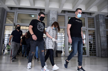 Εγκλημα στον Εύοσμο: Κρίθηκαν προφυλακιστέες μάνα και κόρη