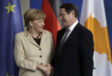 Για τις προκλητικές ενέργειες της Τουρκίας συνομίλησαν Αναστασιάδης και Μέρκελ
