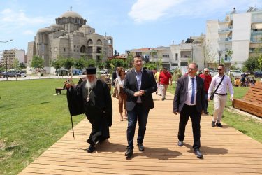 Θεσσαλονίκη: Το εντυπωσιακό πάρκο στη Νικόπολη εγκαινίασε ο Τζιτζικώστας (ΦΩΤΟ)