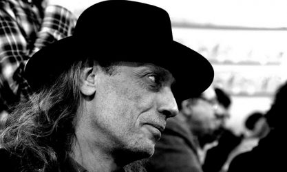 Απεβίωσε ο Νίκος Σπυρόπουλος από το συγκρότημα “Σπυριδούλα”