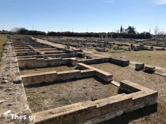 Κτίριο εξυπηρέτησης των επισκεπτών στον αρχαιολογικό χώρο του ανακτόρου στην Αρχαία Πέλλα