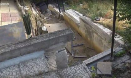 Θεσσαλονίκη: Σπίτια… κρέμονται από μία κλωστή στο Ρετζίκι (ΦΩΤΟ)