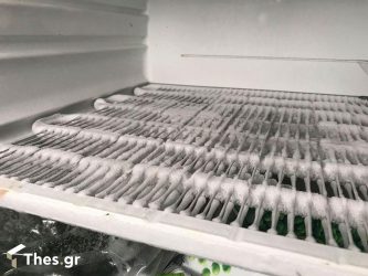 Το μυστικό για να μην πιάνει πάγο το ψυγείο σας (ΒΙΝΤΕΟ)