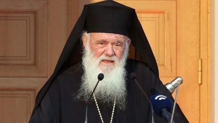 Αρχιεπίσκοπος Ιερώνυμος: «Η Εκκλησία έδωσε το μήνυμα στον λαό για τα ομόφυλα ζευγάρια»