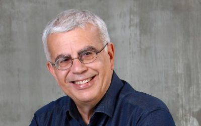 Σιμόπουλος: “Η Πατουλίδου να λύσει το πρόβλημα χώρου στις λαϊκές αγορές”