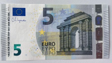Αυτά είναι τα νέα χαρτονομίσματα των 5 και 10 ευρώ (ΦΩΤΟ)