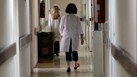 Φλώρινα: Απολύθηκε η νοσηλεύτρια που έδινε υπνωτικά ζελεδάκια σε παιδιά δομής