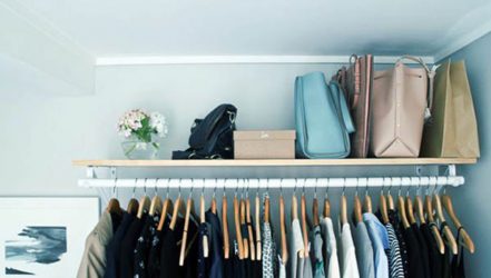 9 ρούχα και αξεσουάρ που θα πρέπει να έχεις το καλοκαίρι στη ντουλάπα σου