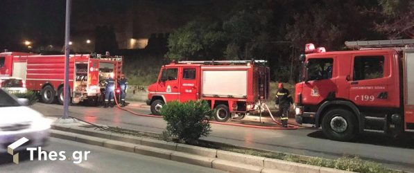 Φωτιά σε εγκαταλελειμμένη αποθήκη στη δυτική Θεσσαλονίκη – Ενα άτομο στο νοσοκομείο