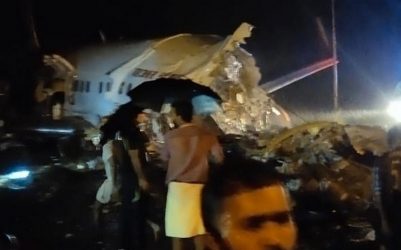 Συντριβή αεροσκάφους με 191 επιβάτες στην Ινδία