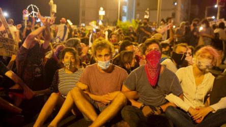 Ισραήλ: Χιλιάδες διαδηλωτές ενάντια στον Νετανιάχου (ΒΙΝΤΕΟ)