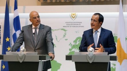 Συναντήθηκαν Δένδιας – Χριστοδουλίδης στην Κύπρο