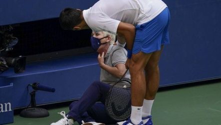 US Open: Αποβλήθηκε ο Τζόκοβιτς επειδή χτύπησε την επόπτρια με μπαλάκι (BINTEO)