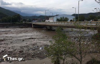 Ιανός: Σε επιφυλακή οι Αρχές στη χώρα – Καταστροφές στο πέρασμα του
