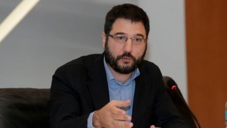Ηλιόπουλος: “Ο κ. Μητσοτάκης εμφανίστηκε για να συνεχίσει το κρεσέντο αλαζονείας και αυτοθαυμασμού της κυβέρνησης”