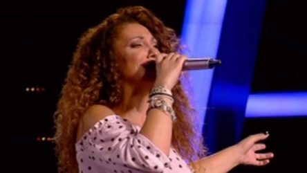 The Voice: Η Ιωάννα Κουταλίδου από το Fame Story… έφαγε άκυρο από τους κριτές (ΒΙΝΤΕΟ)