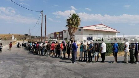 Μυτιλήνη: Στον καταυλισμό του Καρά Τεπέ μεταφέρθηκαν οι πρώτοι μετανάστες και πρόσφυγες