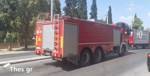 Θεσσαλονίκη: Αυτοκίνητο τυλίχθηκε στις φλόγες στην Λαγκαδά