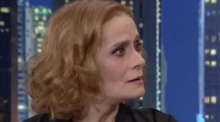 Νόνη Ιωαννίδου: “Οταν έφυγε ο άντρας μου έχασα τη γη κάτω από τα πόδια μου”