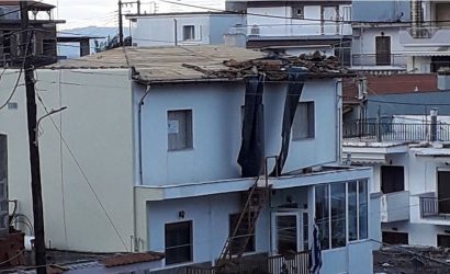 Χαλκιδική: Ο ανεμοστρόβιλος προκάλεσε καταστροφές στον Νέο Μαρμαρά (ΦΩΤΟ)