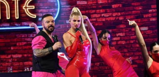Η Ευρυδίκη Παπαδοπούλου καταγγέλλει απόπειρα βιαιοπραγίας από τον Τριαντάφυλλο (ΒΙΝΤΕΟ)