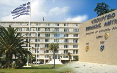 Η ανακοίνωση του ΓΕΝ για τη σύγκρουση των πλοίων στον Πειραιά