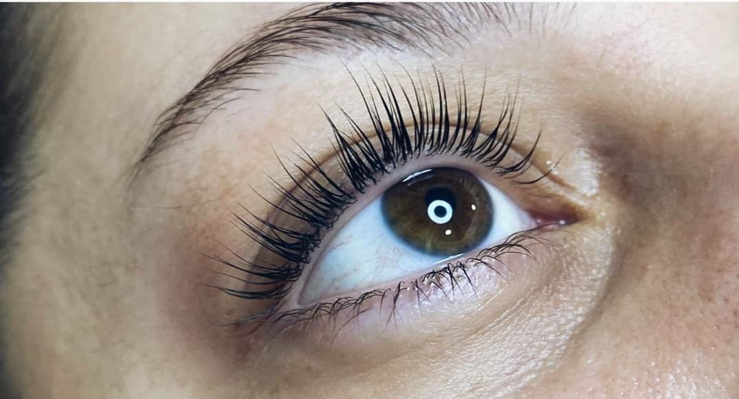 Lash Lift βλεφαρίδες