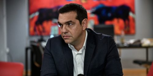 Στη Βουλή το δείπνο του πρωθυπουργού στην Ικαρία – Ερώτηση του Αλέξη Τσίπρα